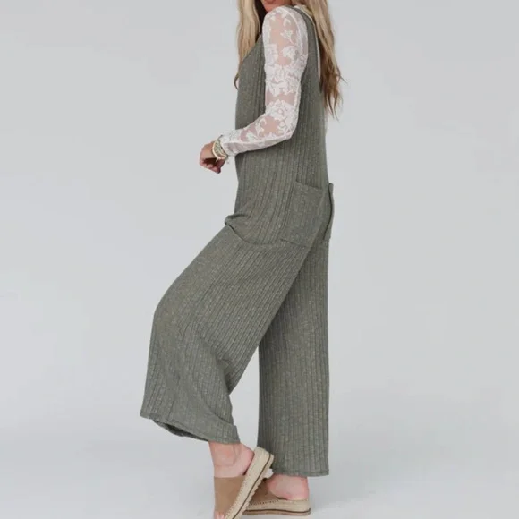 11 Boho Wide leg Jumpsuit - Picture 2 of 3